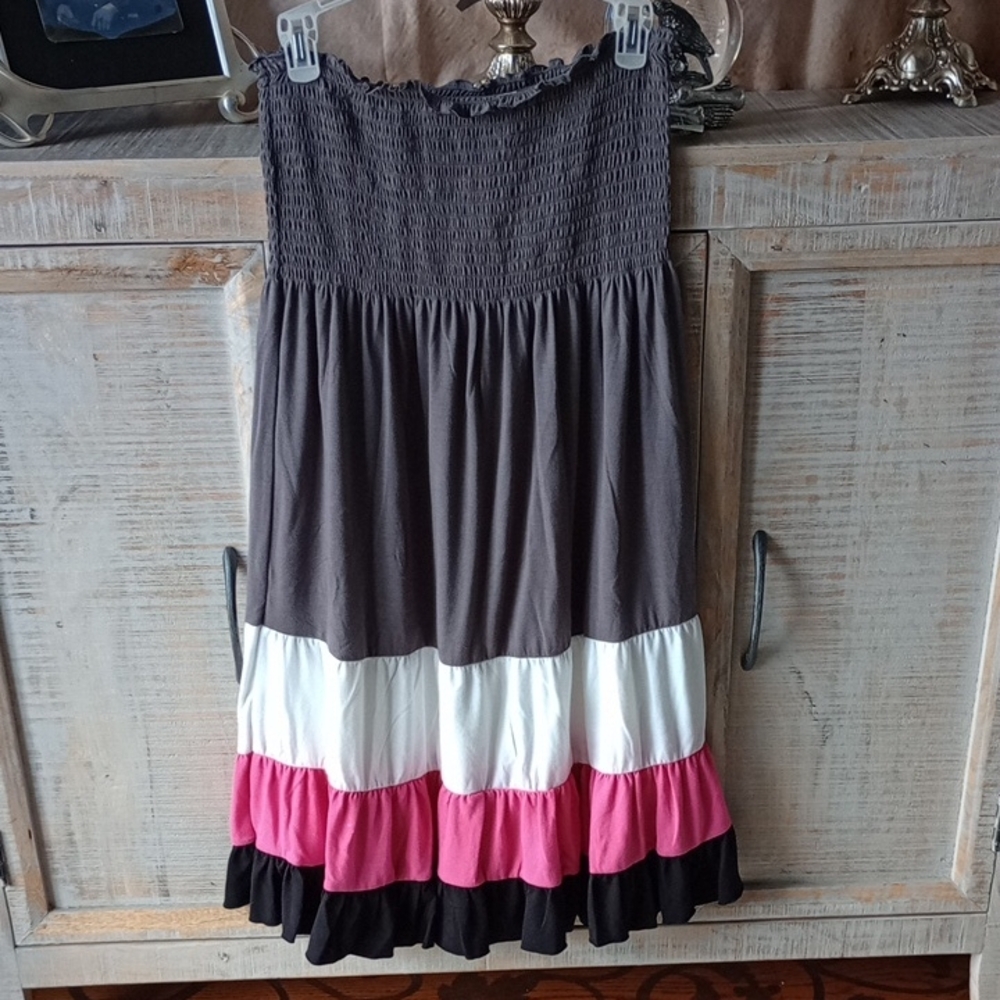 C) Derek Heart Color Block Maxi Skirt